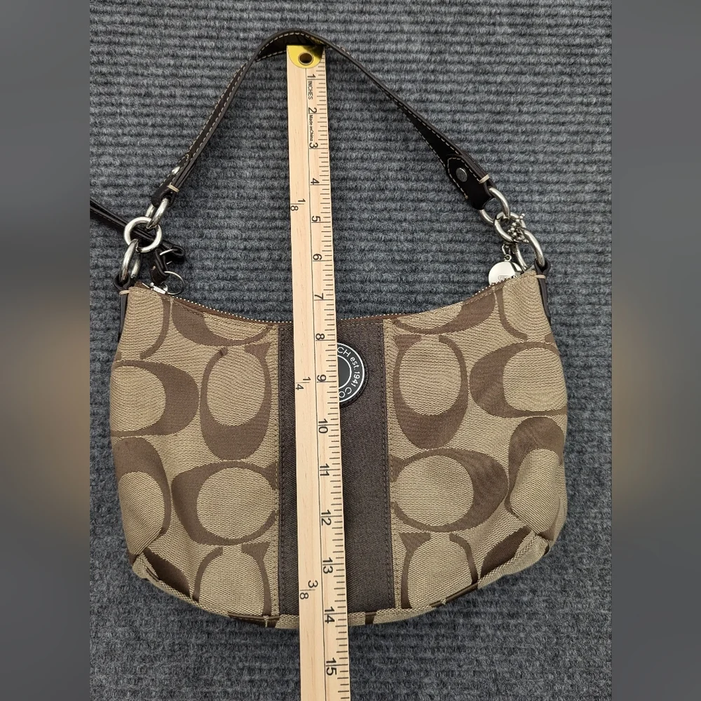 Classic COACH Purse BROWN MEDIUM CANVAS Handbag, Monochrome, Y2K, Classic, Clean